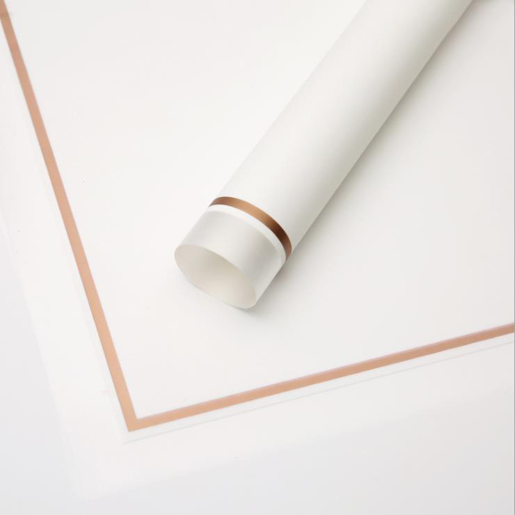MYHC-61 White Edge Gold Edge matt filmes matt virágos csomagolópapírral